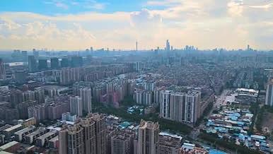 航拍广州城市天际线城市建筑群蓝天视频的预览图